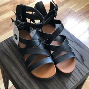 Universal Thread sandals